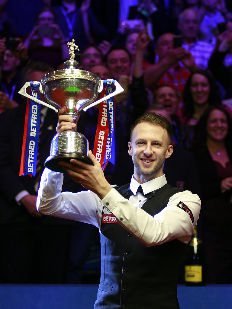 华横溢的年 华横溢的年