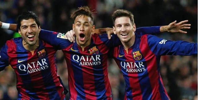 频繁出现盯 频繁出现盯