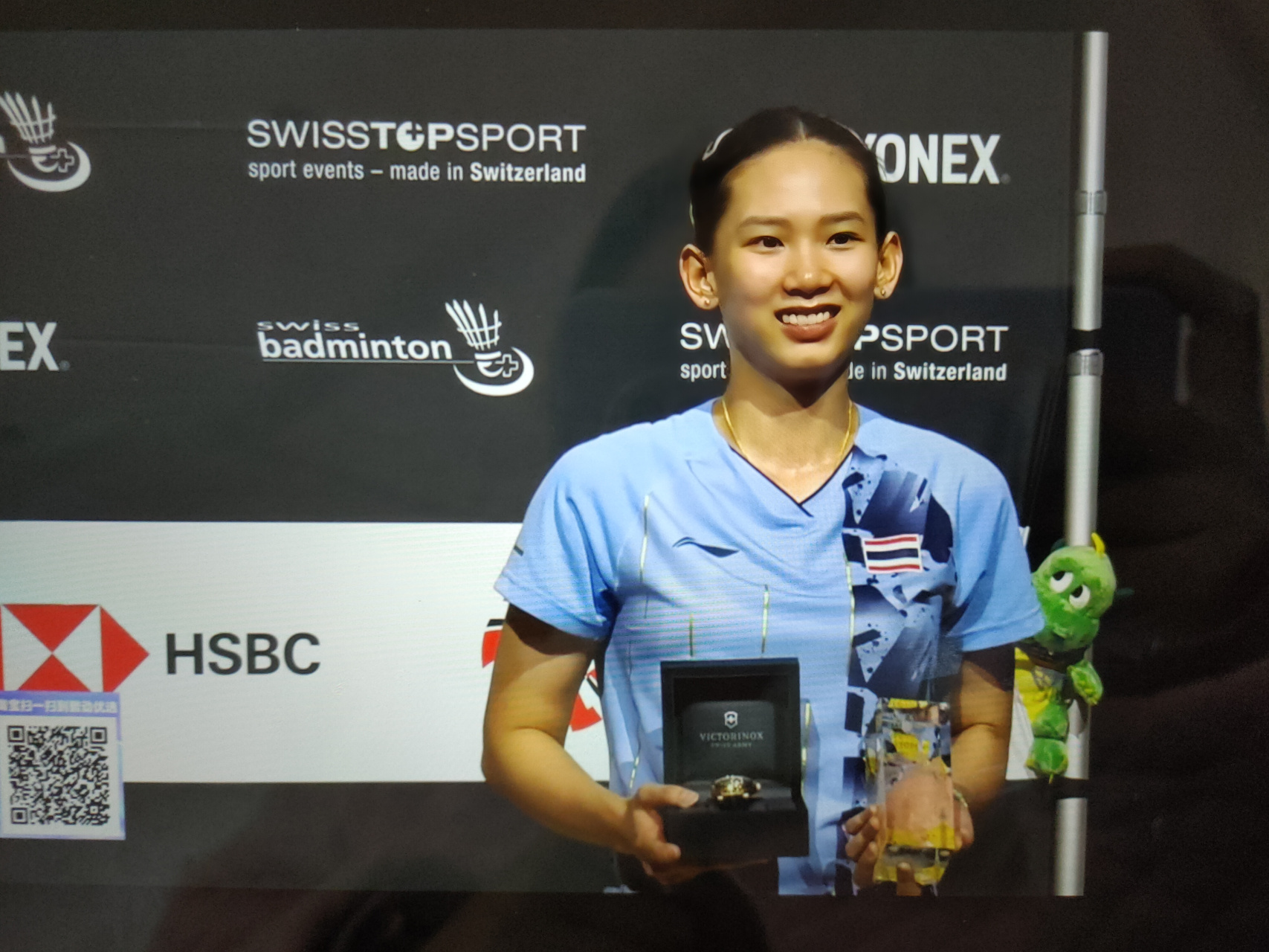 俱乐部更倾 俱乐部更倾